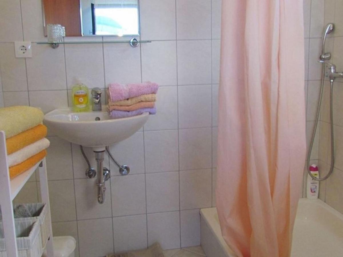 Holiday House Jakov Gdinj Exterior photo